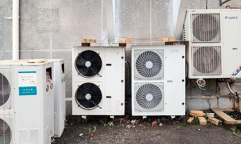 室外冷水机.jpg